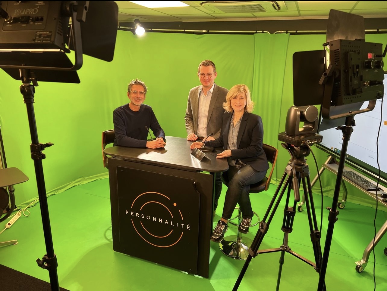 Media training session with French trainer Florence Duprat.